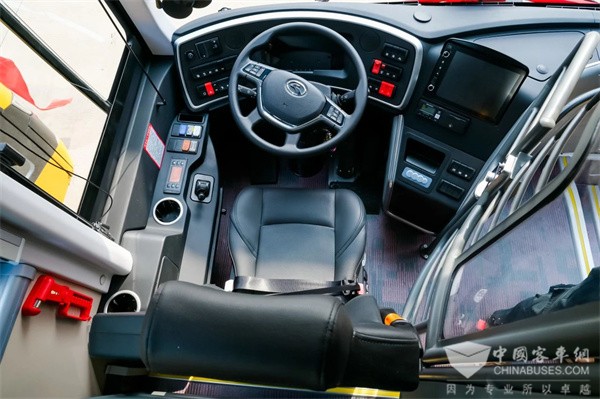 自动刹车辅助系统详解与功能介绍？(图1)